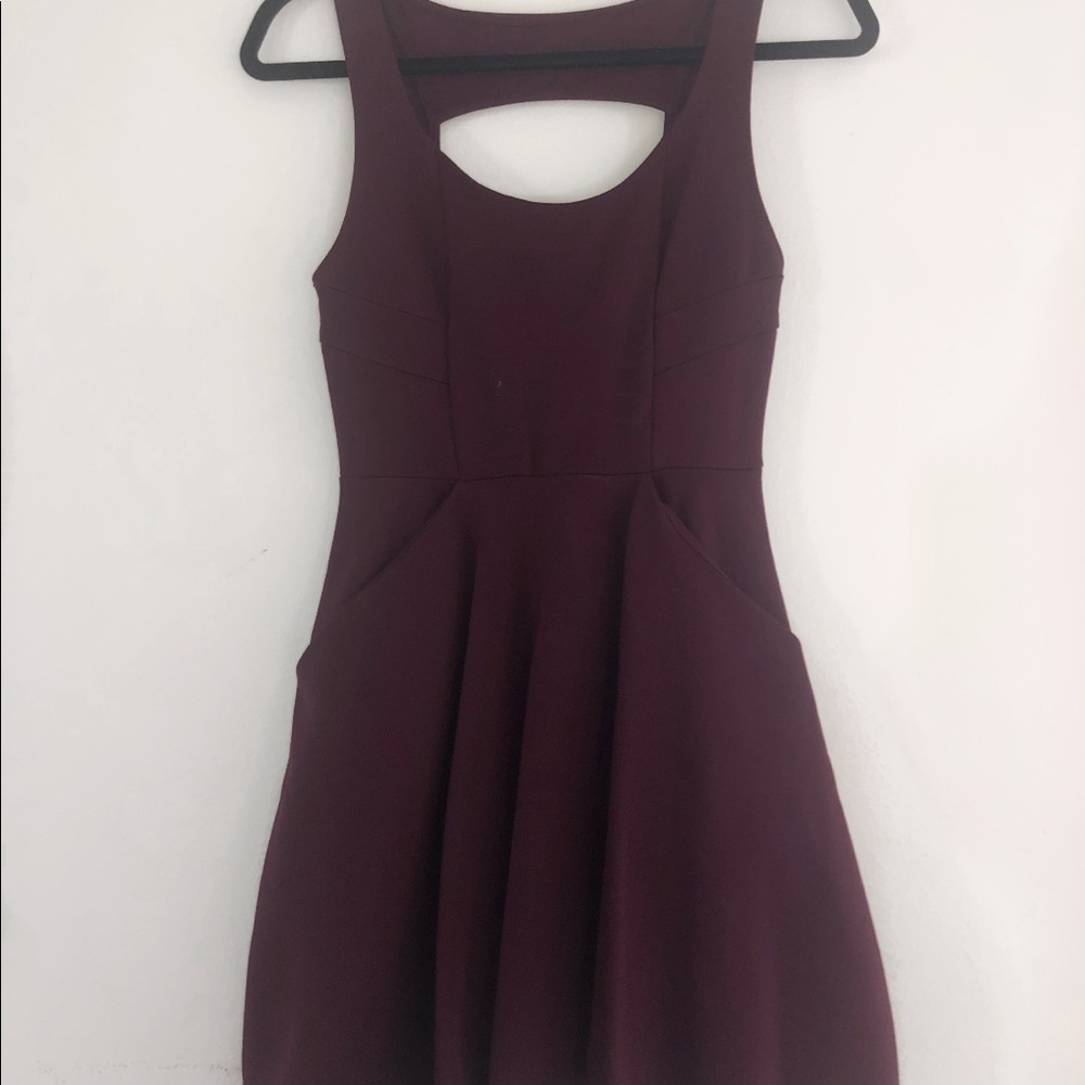 BEAUTIFUL FORM FITTING DRESS